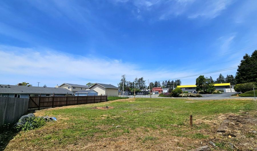425 Railroad St, Brookings, OR 97415 - 0 Beds, 0 Bath