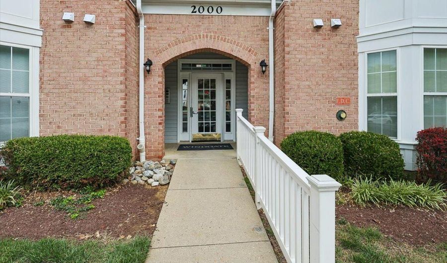 2000 PHILLIPS Ter 9, Annapolis, MD 21401 - 2 Beds, 2 Bath