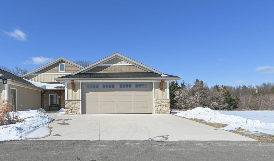 2765 COUNTY ROAD EE, Abrams, WI 54101 - 4 Beds, 3 Bath