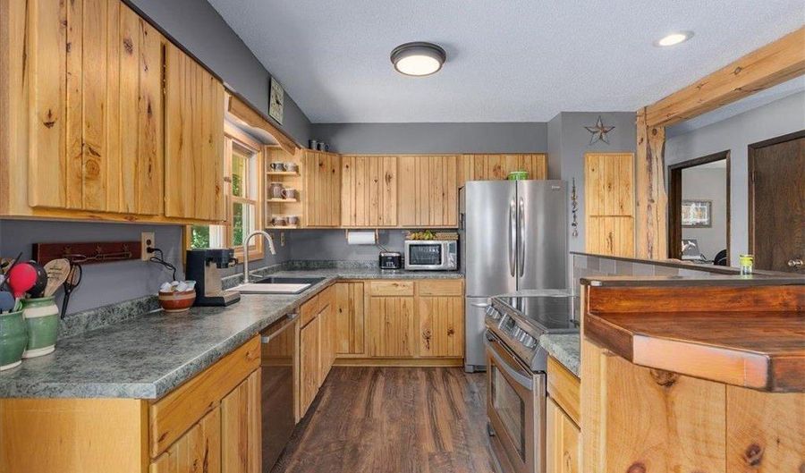 1449 30th Ave, Alden, WI 54001 - 4 Beds, 2 Bath