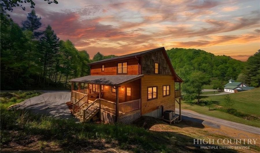167 Apple Cove Rd, Banner Elk, NC 28604 - 3 Beds, 3 Bath