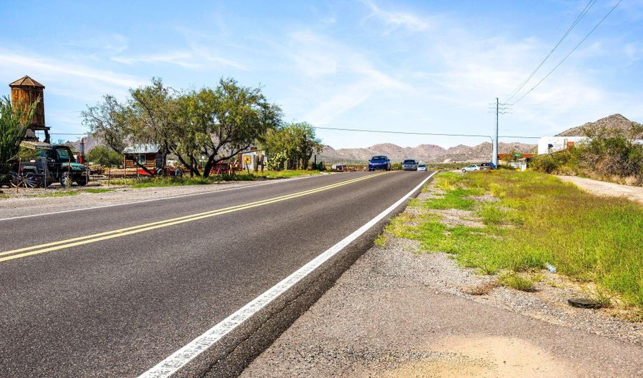 22055 W Sunrise Rd, Congress, AZ 85332 - 0 Beds, 0 Bath
