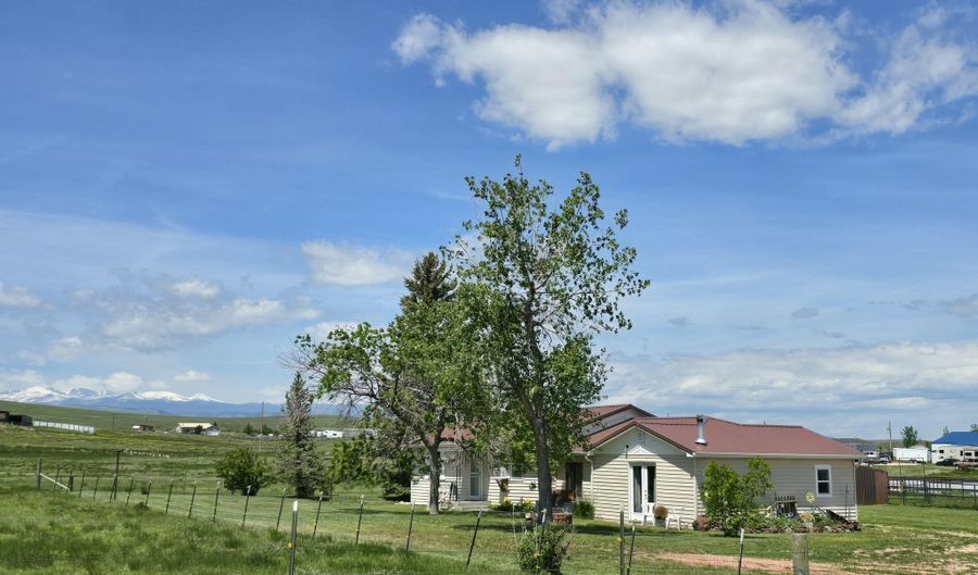 30 Pioneer Rd, Buffalo, WY 82834 - 3 Beds, 1 Bath