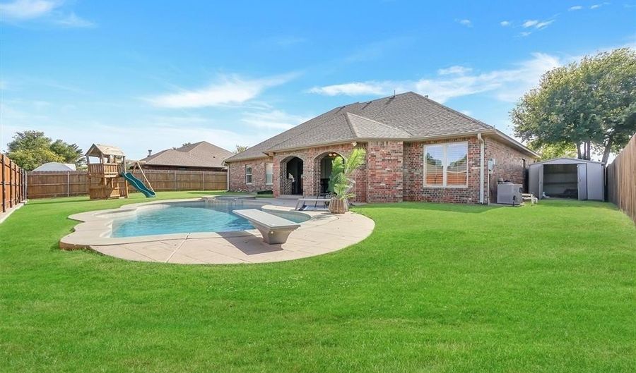 3808 Heritage Trl, Altus, OK 73521 - 4 Beds, 3 Bath