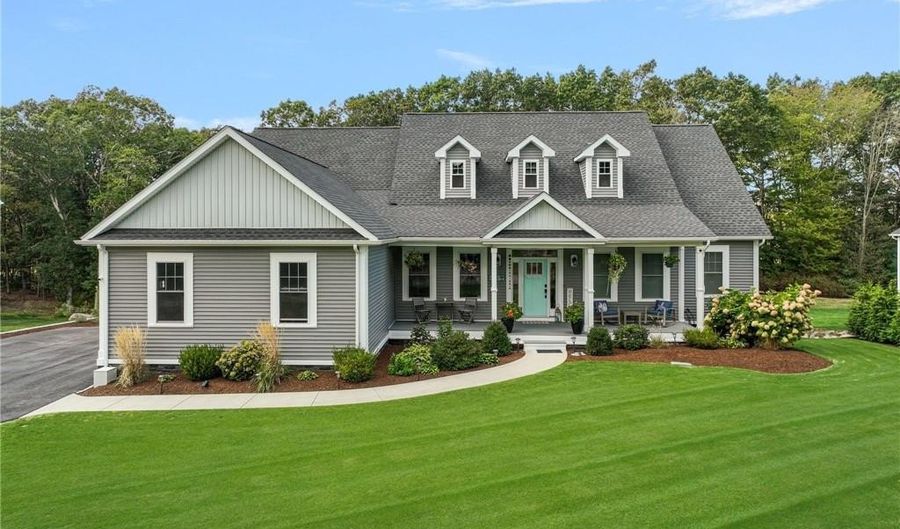 449 Sylvan Ct, North Kingstown, RI 02874 - 5 Beds, 5 Bath