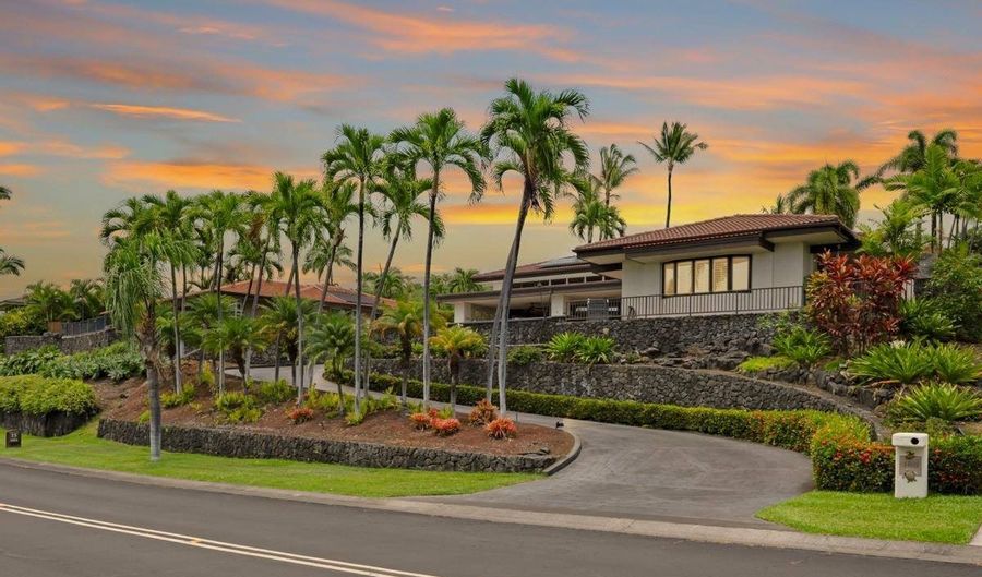 78-6835 Keaupuni St, Kailua Kona, HI 96740 - 3 Beds, 4 Bath