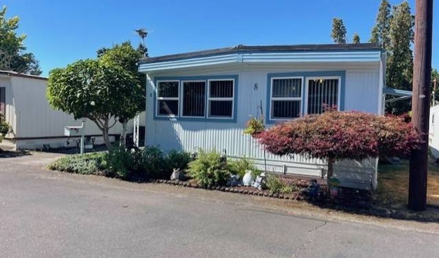 4424 SE ROETHE Rd 8, Milwaukie, OR 97267 - 2 Beds, 1 Bath