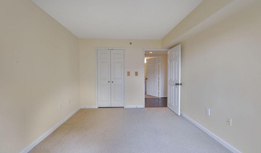 2151 JAMIESON Ave #809, Alexandria, VA 22314 - 3 Beds, 2 Bath