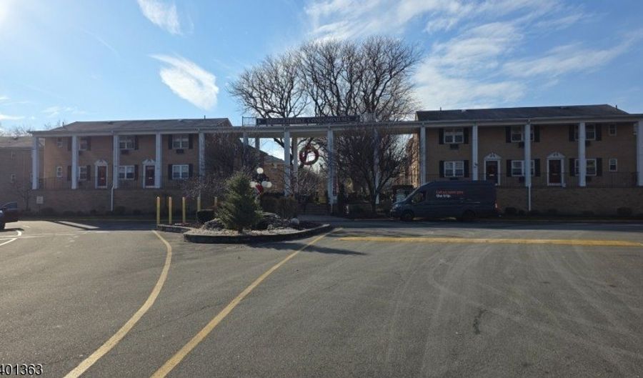 725 Joralemon St 3, Belleville, NJ 07109 - 2 Beds, 1 Bath