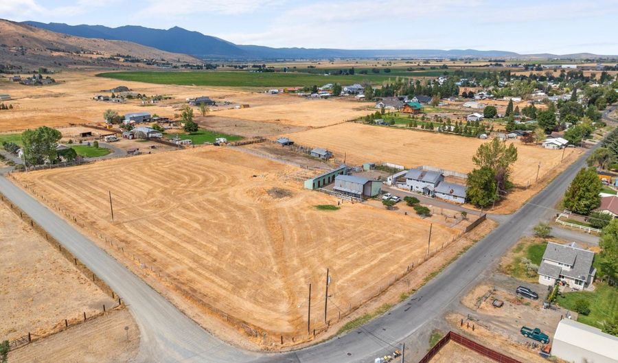 1405 17TH St, Baker City, OR 97814 - 0 Beds, 0 Bath