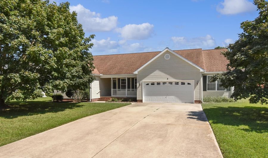 8 AUTUMNWOOD Way, Lewes, DE 19958 - 3 Beds, 2 Bath