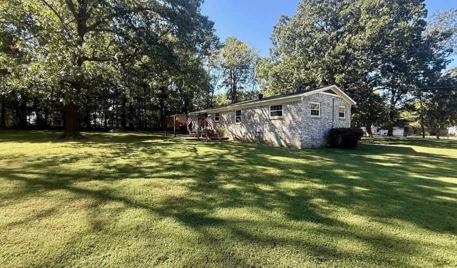2806 Hurricane Lake Rd, Benton, AR 72019 - 3 Beds, 2 Bath