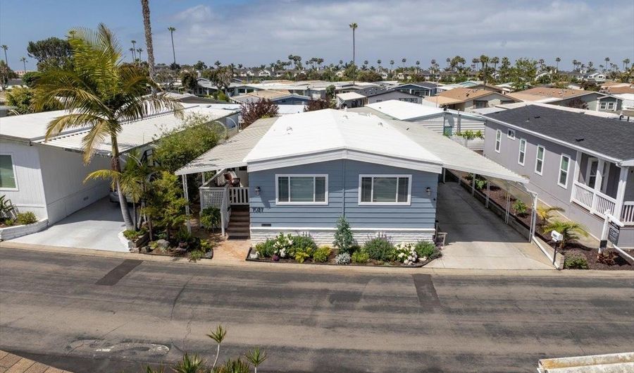 7027 San Bartolo, Carlsbad, CA 92011 - 2 Beds, 2 Bath