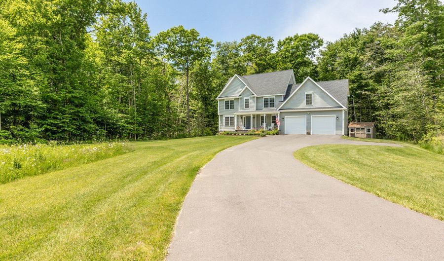 650 Dunn Rd, Coventry, CT 06238 - 4 Beds, 3 Bath
