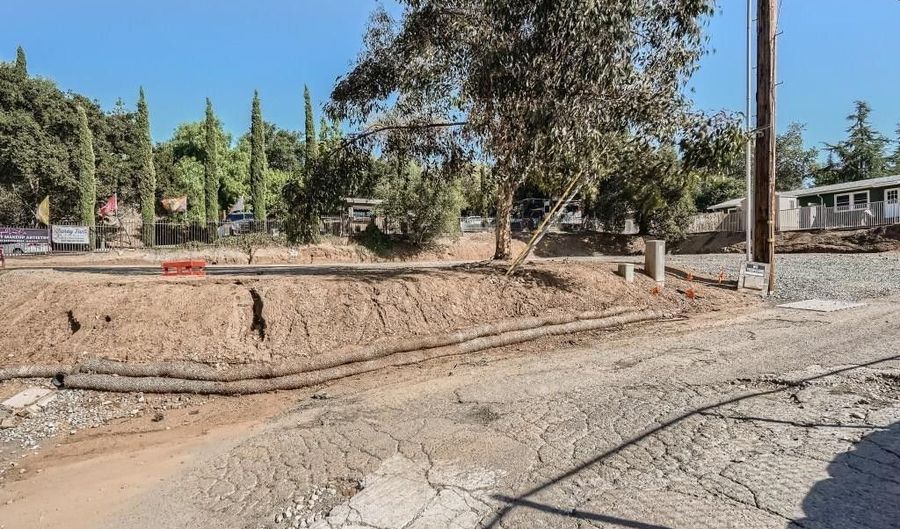 1407 Flo Dr, Alpine, CA 91901 - 0 Beds, 0 Bath