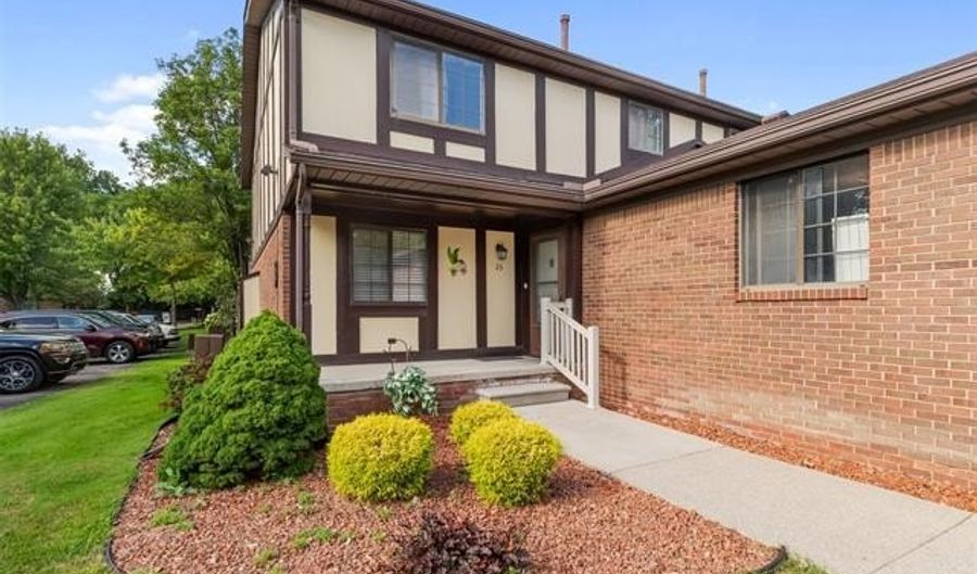 23 Parkplace Central, Allen Park, MI 48101 - 3 Beds, 4 Bath