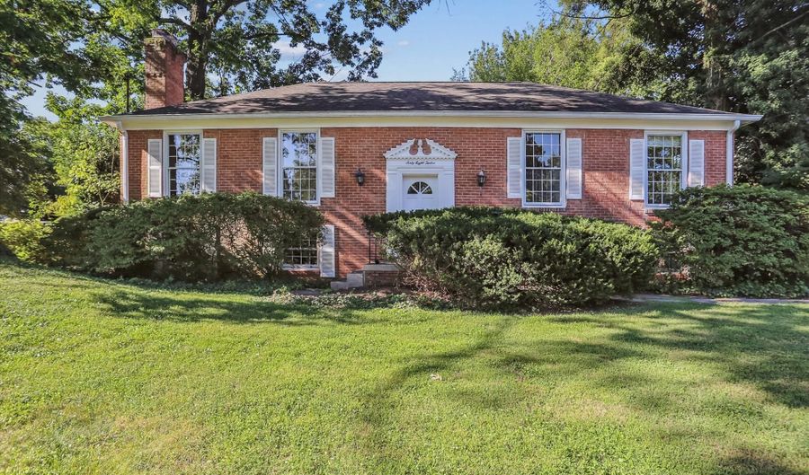 6812 ALGONQUIN Ave, Bethesda, MD 20817 - 5 Beds, 3 Bath