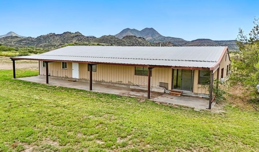 501 S Mosley Ln, Alpine, TX 79830 - 2 Beds, 1 Bath