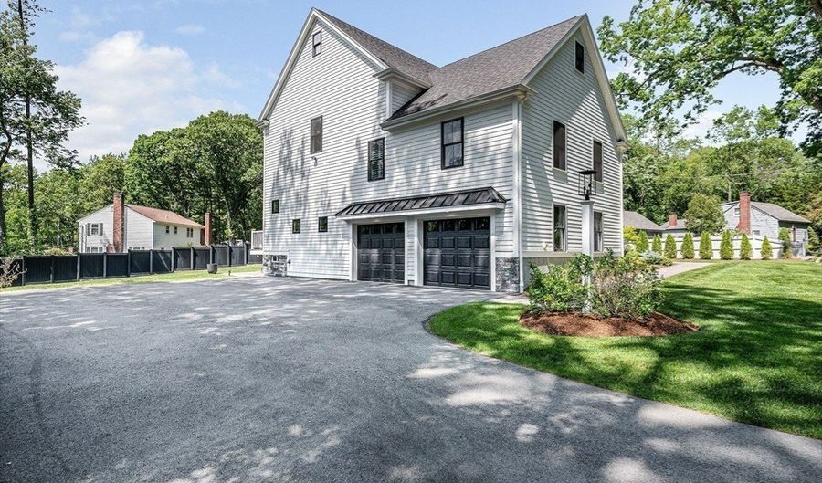 145 High Plain Rd, Andover, MA 01810 - 4 Beds, 4 Bath