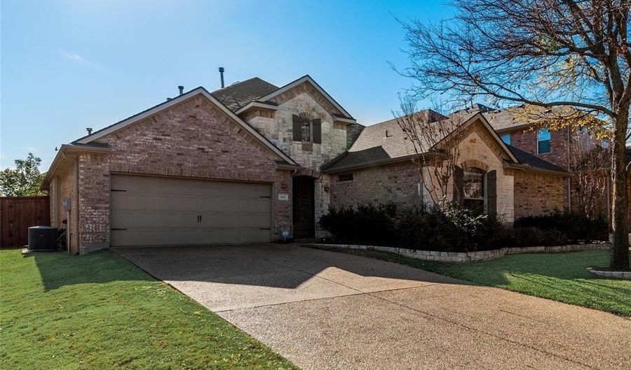 945 Pheasant Dr, Allen, TX 75013 - 3 Beds, 2 Bath