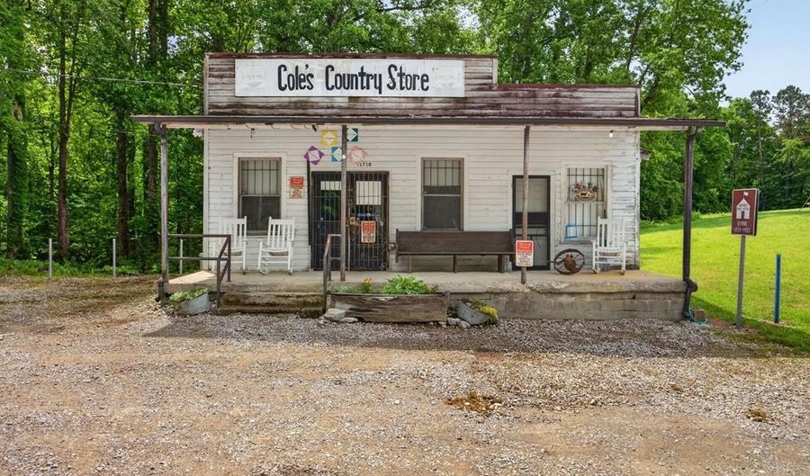 11710 Nashville Hwy, Baxter, TN 38544 - 1 Beds, 1 Bath