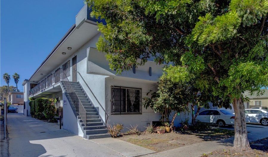 2615 Chariton St, Los Angeles, CA 90034 - 11 Beds, 9 Bath