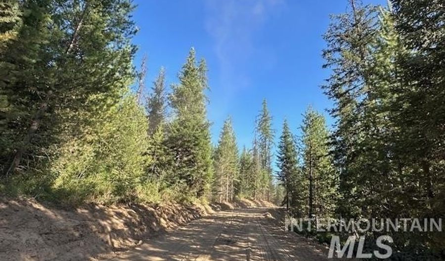 000 Sanderson, Bovill, ID 83806 - 0 Beds, 0 Bath