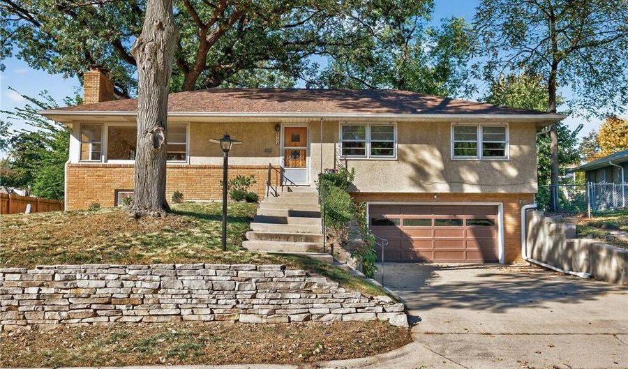 6732 Emerson Ave S, Richfield, MN 55423 - 3 Beds, 3 Bath