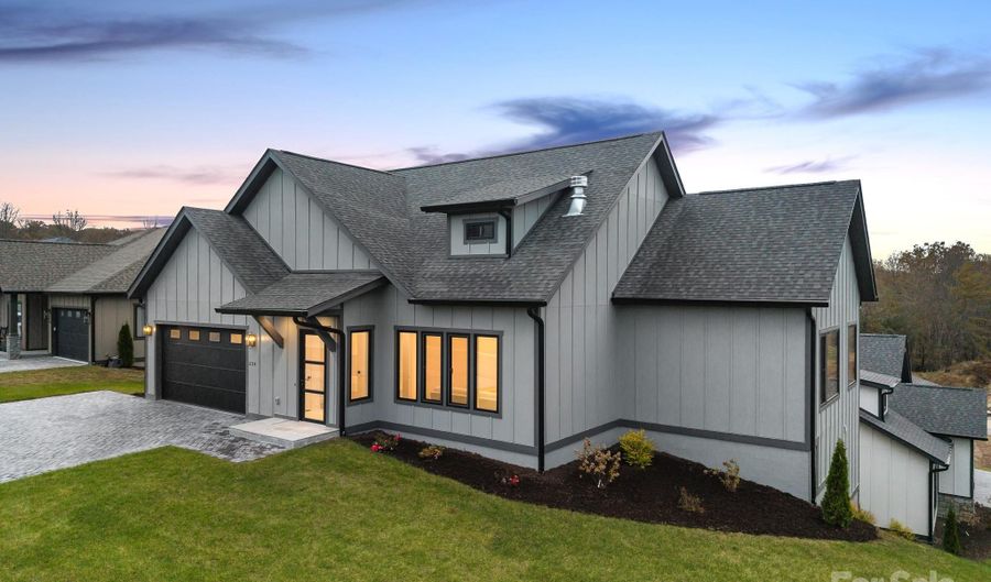 324 Avery Trail Dr 26, Arden, NC 28704 - 3 Beds, 4 Bath