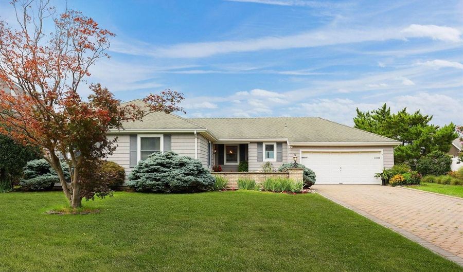 6 Harbor View Dr, Atlantic Highlands, NJ 07716 - 3 Beds, 2 Bath
