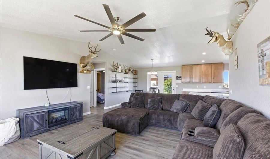 2950 W Road 2 N, Chino Valley, AZ 86323 - 4 Beds, 3 Bath
