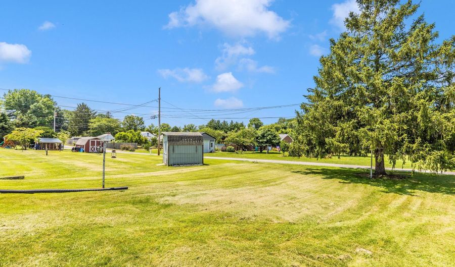 15 MAPLE Ave, Boonsboro, MD 21713 - 4 Beds, 3 Bath