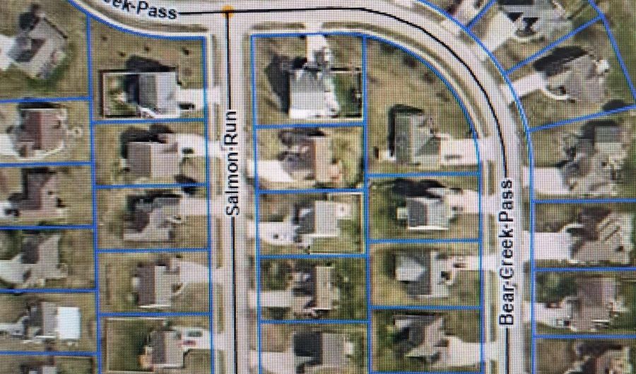 5410 Beer Creek Pass Pass, Auburn, IN 46706 - 3 Beds, 2 Bath
