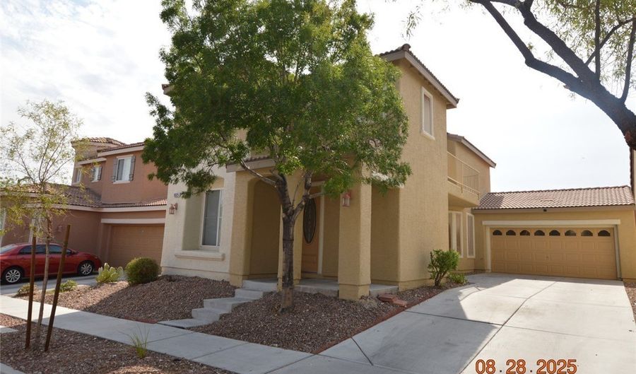 10325 Blue Claws Ln, Las Vegas, NV 89135 - 3 Beds, 3 Bath