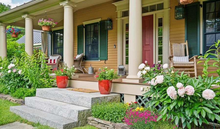 5685 VT Route 12, Barnard, VT 05031 - 5 Beds, 6 Bath