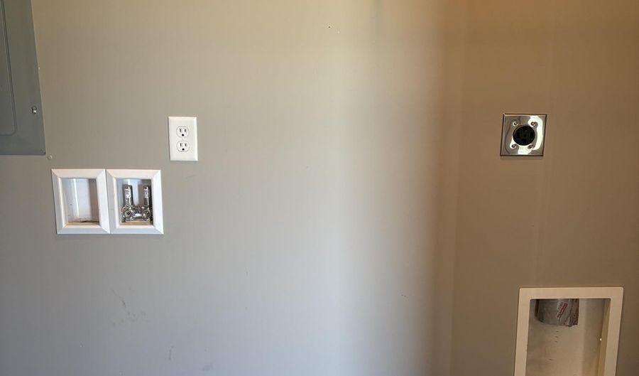 25060 Numbers Way, Athens, AL 35613 - 3 Beds, 2 Bath