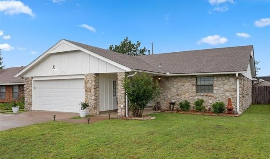 4724 Michigan St, Bartlesville, OK 74006 - 3 Beds, 2 Bath