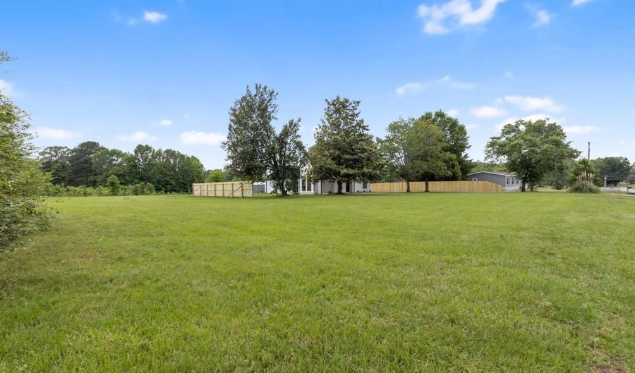 162 Oak Grove Rd, Austin, AR 72007 - 3 Beds, 3 Bath