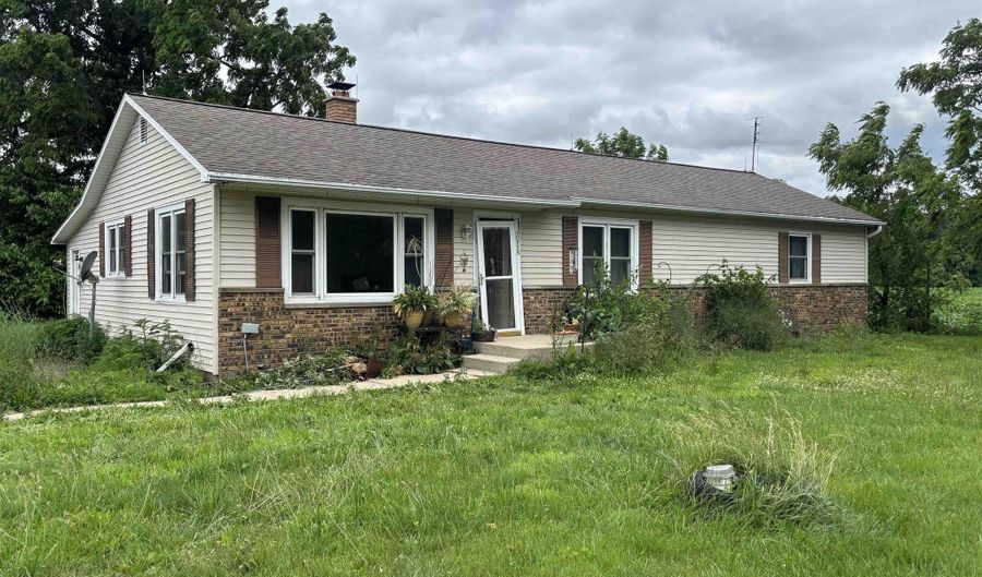 18725 Linden Rd, Argos, IN 46501 - 3 Beds, 2 Bath