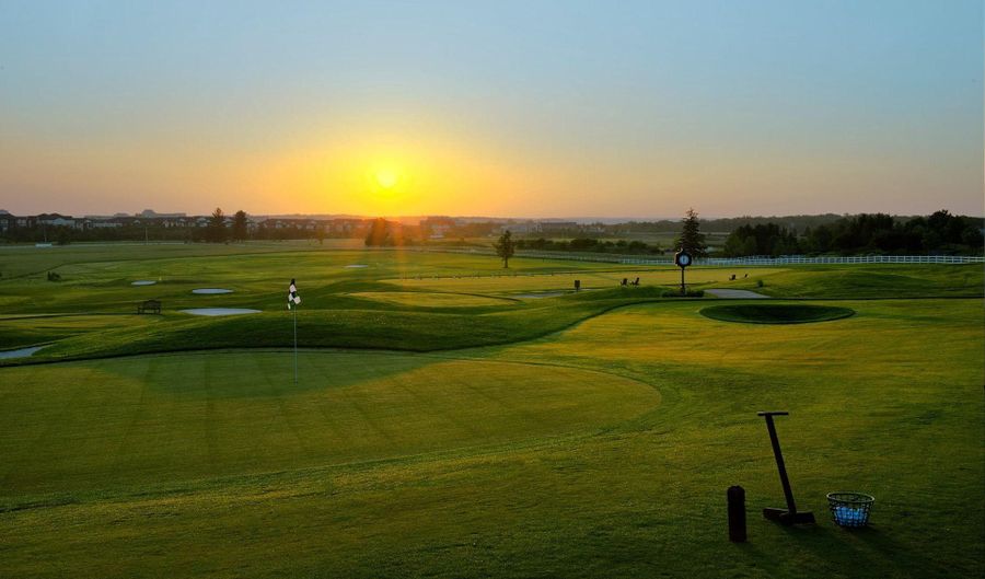 19830 LAVENDER DUST Sq, Ashburn, VA 20147 - 3 Beds, 3 Bath