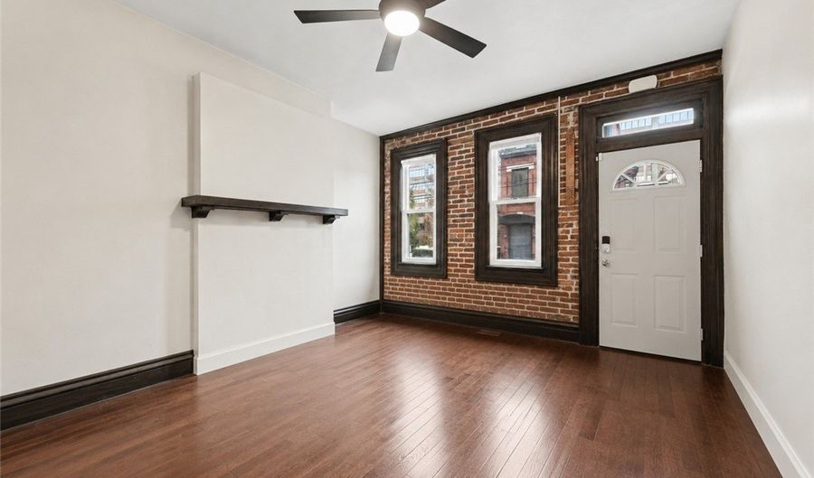 2120 Sidney St, Airville, PA 15203 - 3 Beds, 1 Bath