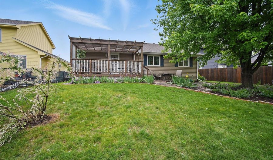 2108 2nd Ave SE, Altoona, IA 50009 - 3 Beds, 2 Bath