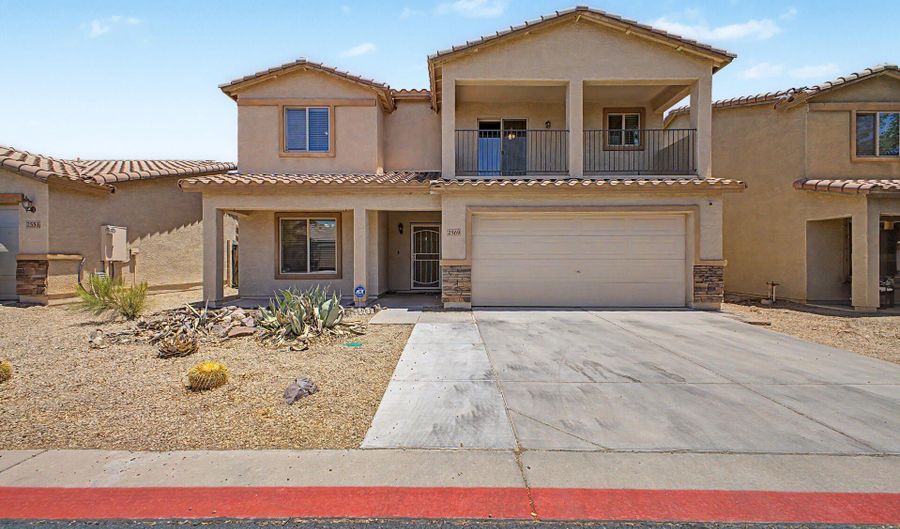 2569 S CHAPARRAL Rd, Apache Junction, AZ 85119 - 4 Beds, 3 Bath