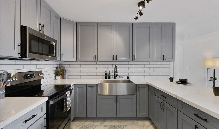 98-402 Koauka Loop 202, Aiea, HI 96701 - 2 Beds, 1 Bath