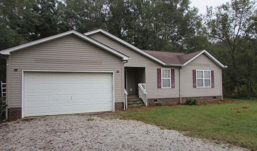 3695 Norris, Dalzell, SC 29040 - 3 Beds, 2 Bath