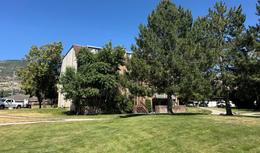 88 W 50 S A4, Centerville, UT 84014 - 1 Beds, 1 Bath