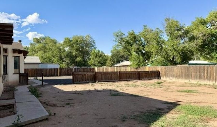 1770 Betts Ln, Bosque Farms, NM 87068 - 5 Beds, 2 Bath