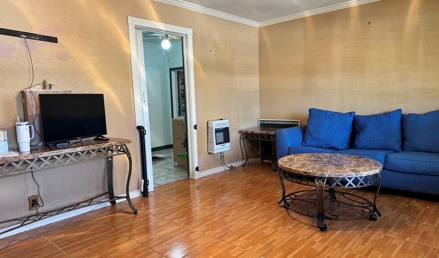 807 NW 5th, Andrews, TX 79714 - 3 Beds, 3 Bath