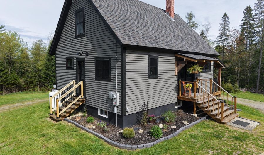650 Airline Rd, Amherst, ME 04605 - 1 Beds, 3 Bath