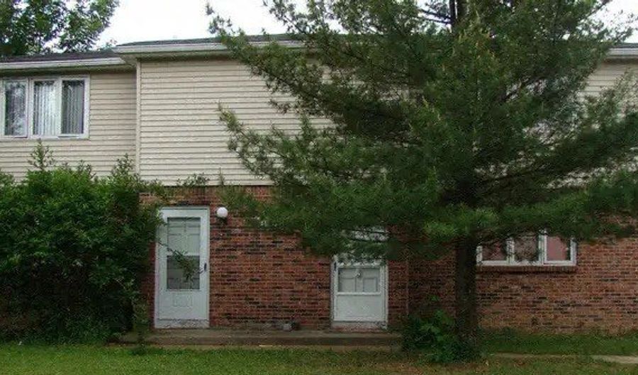 105- Right Berehaven, Amherst, NY 14228 - 3 Beds, 2 Bath